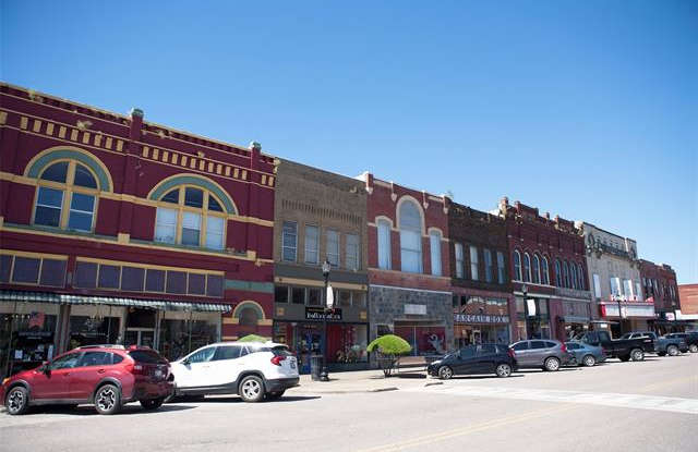 205 W Main Street Gallery 2