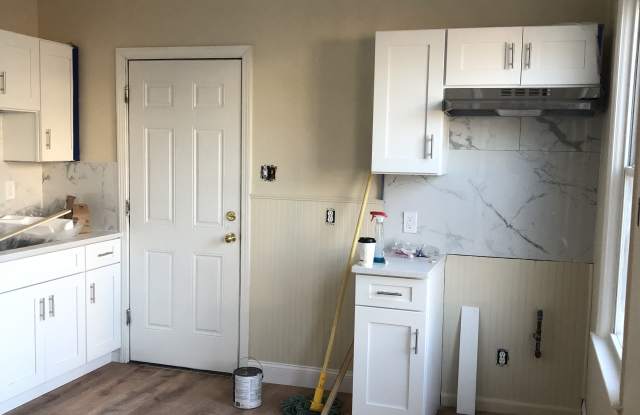 1646 Capitol Ave photos photos