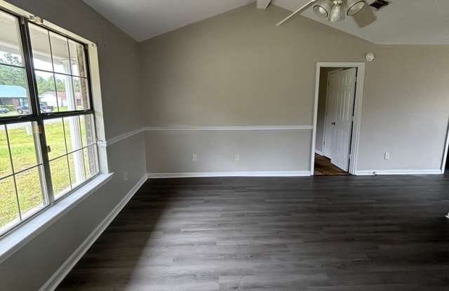 FOR RENT Gallery 3