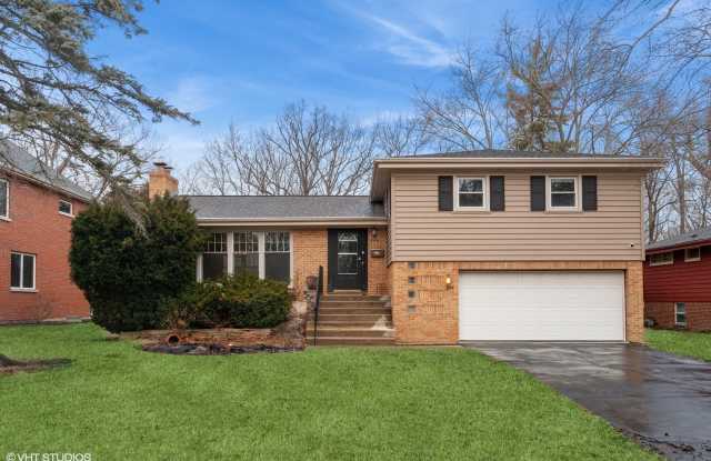 864 Bittersweet Drive - 864 Bittersweet Drive, Northbrook, IL 60062