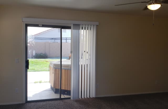 7013 W PECK Drive Gallery 4