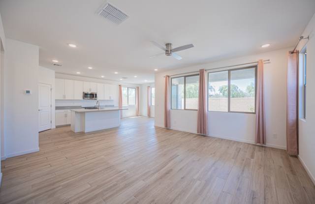 7412 West Gardenia Avenue Gallery 4