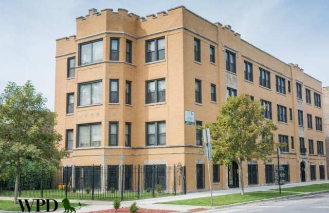 1307 West 82nd St. photos photos