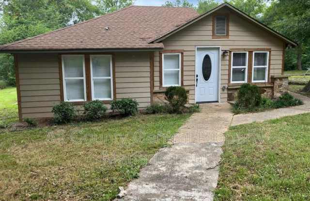 3115 Parkwood Rd - 3115 Parkwood Road, Bessemer, AL 35022