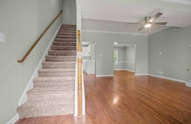 46 Stonehedge Drive Gallery 2