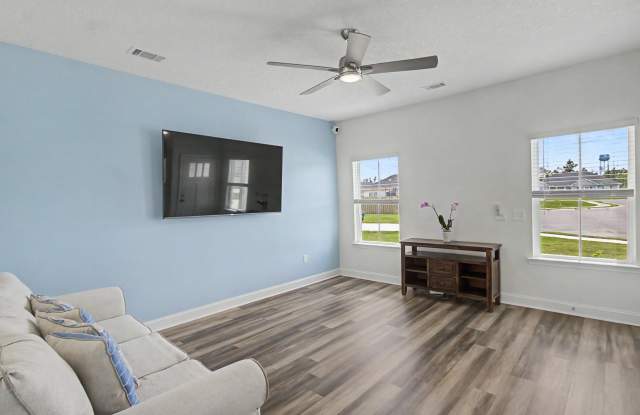 16 Crawford Court Northeast Gallery 4