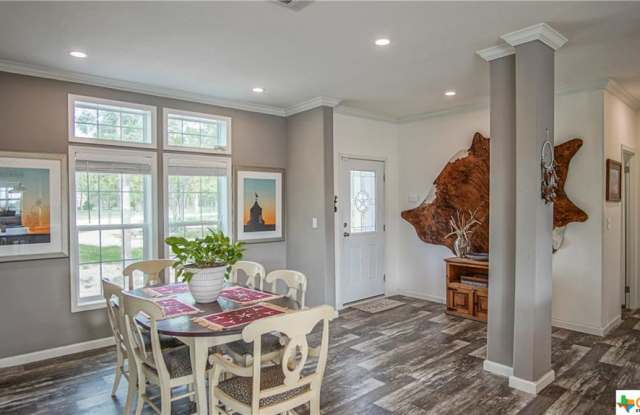 549 Cheyenne Lane Gallery 3