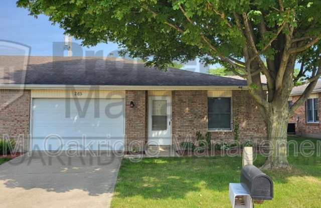 265 Woodlawn Dr photos photos