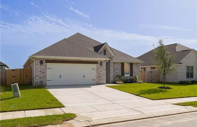 2804 Bombay Court photos photos