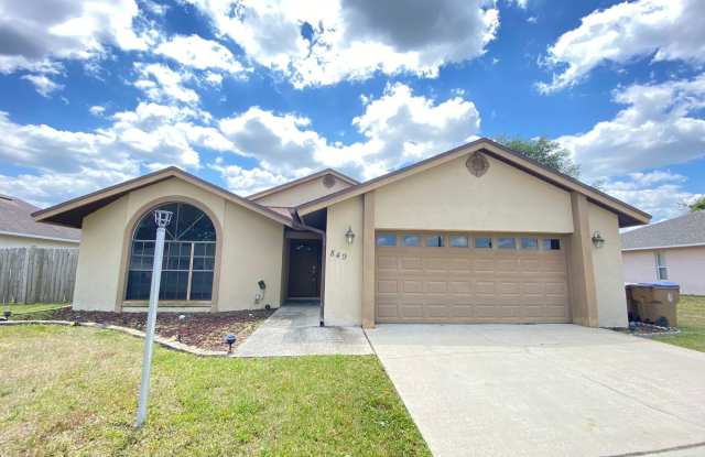 Spacious 3-Bedroom Home with Private Pool in Kissimmee, FL - 849 Mendoza Drive, Poinciana, FL 34758