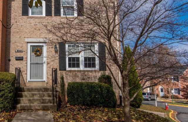 4330 GREENBERRY LANE - 4330 Greenberry Lane, Annandale, VA 22003