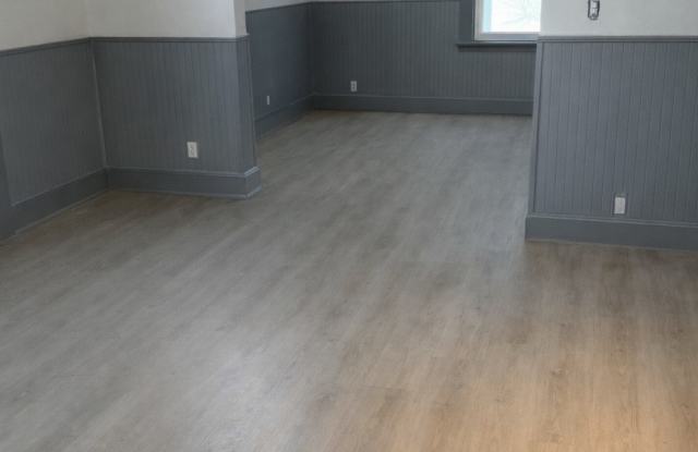 7610 Rosewood Avenue - 7610 Rosewood Avenue, Garfield Heights, OH 44105