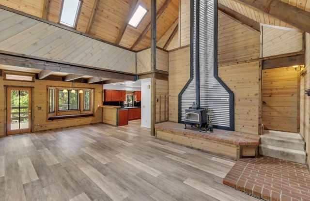 25220 Lodge Road Gallery 2