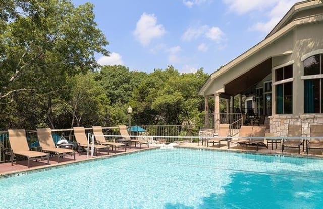 5715 Mesa Dr - 5715 Mesa Drive, Austin, TX 78731