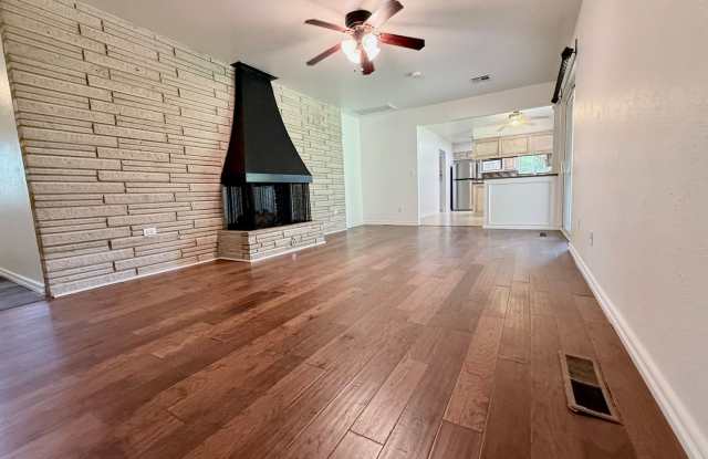 Large 3BD 2BA Home w/ Bonus Area in NW OKC, Edgewater Neighborhood!! photos photos