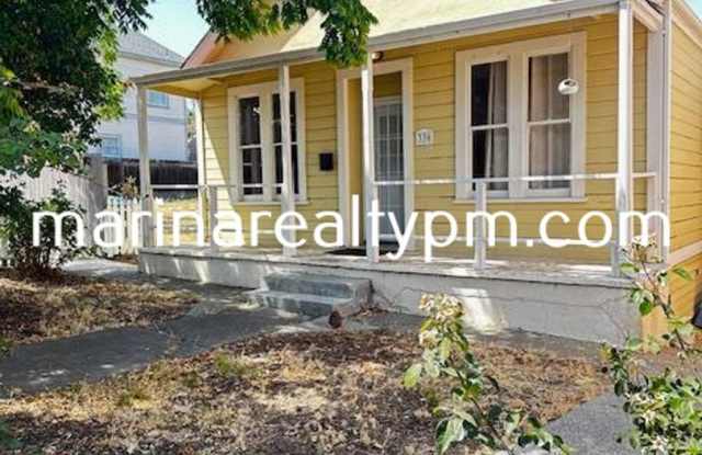 Charming Yellow Bungalow with Huge Yard 336 Carolina St, Vallejo Available Now! photos photos