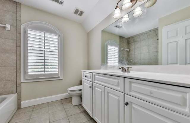 910 Ector Trace NW Gallery 3