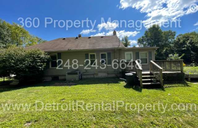 2 bedroom 1 bathroom gem in Harrison Township Michigan! Accepts Pets! Gallery 3