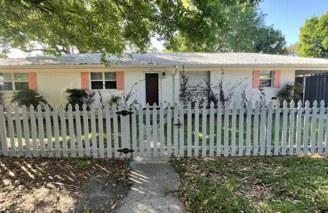 4409 Ford Street photos photos