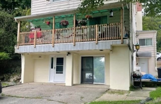 119 Lakeside Blvd - 119 Lakeside Boulevard, Hopatcong, NJ 07843