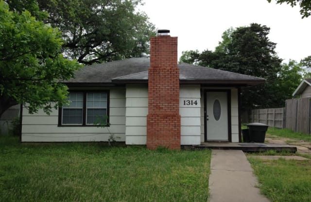 1314 Milner Dr - 1314 Milner Drive, College Station, TX 77840