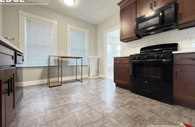 76 Antwerp St. photos photos