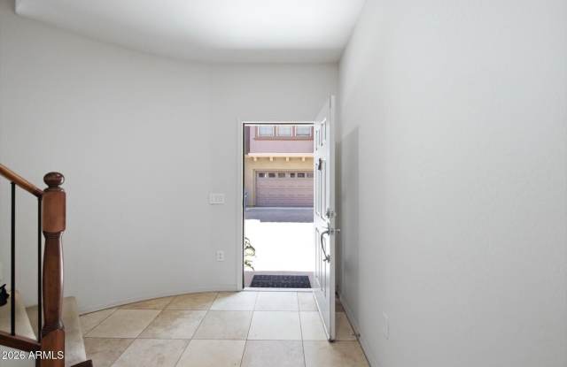 3935 E ROUGH RIDER Road Gallery 3