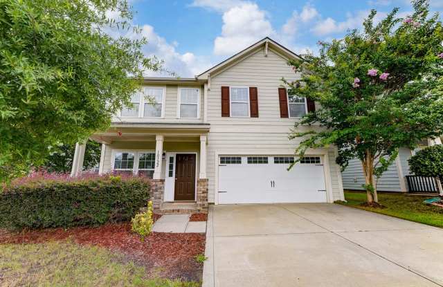 4 Bedroom Home in a Quiet Cul-de-sac - 10322 Killogrin Way, Pineville, NC 28134
