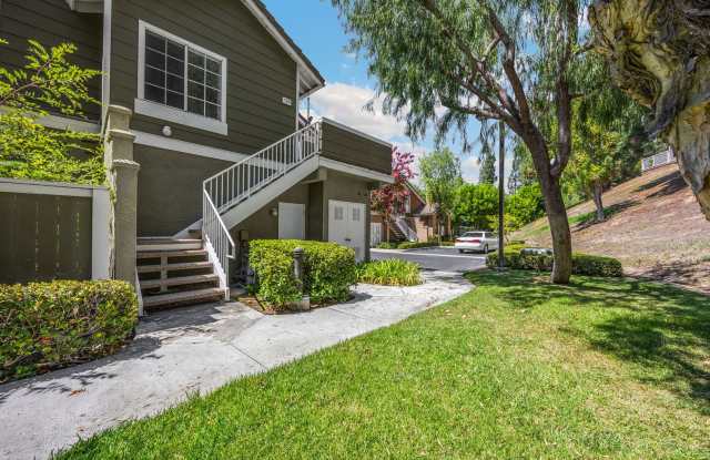 Spacious upper-level 2-bedroom, 2-bath condo featuring a private balcony/patio & upper loft photos photos