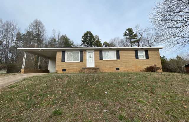 3/1 House Available Now - 1808 Riveria Drive, Cleveland County, NC 28150