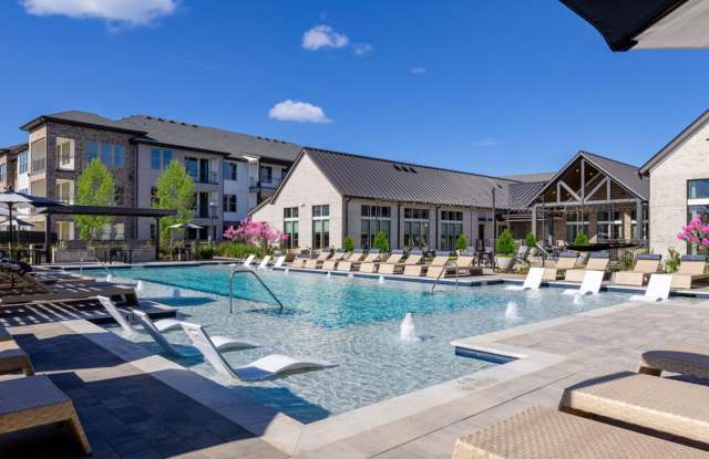 Alexan Lake Olympia photos photos