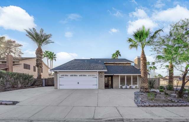 Beautiful 4 bed/ 3 bath POOL Home For Rent photos photos