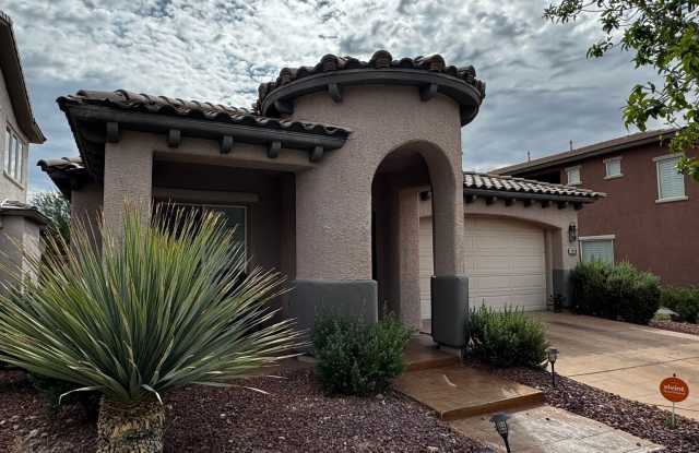 Upscale Executive Living Gallery 3
