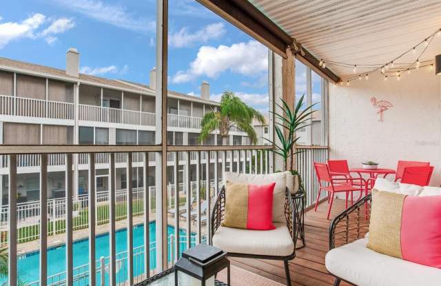 521 PINELLAS BAYWAY S - 521 Pinellas Bayway South, Tierra Verde, FL 33715
