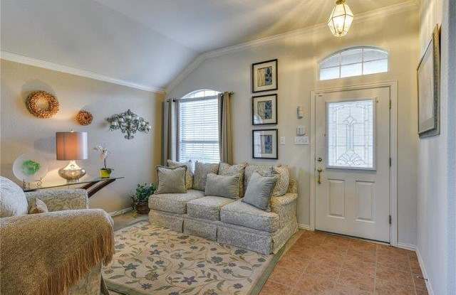 625 Belclaire Ter Gallery 2