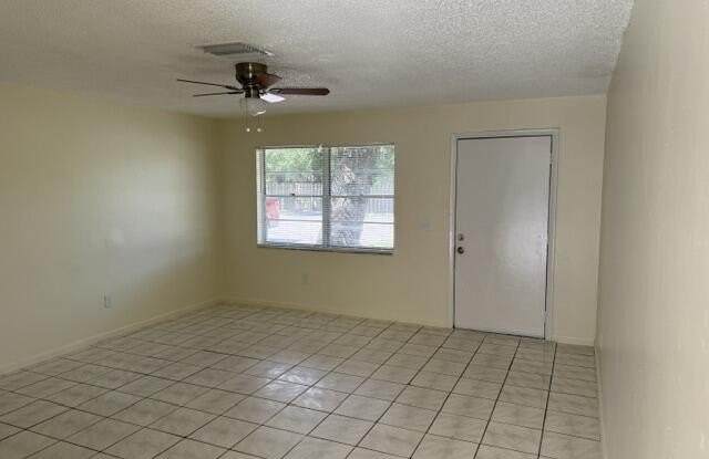 4935 Gulfstream Road Gallery 3