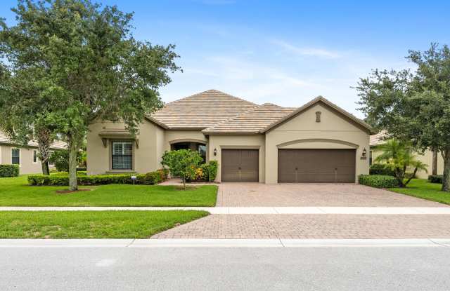 4615 Siena Circle photos photos