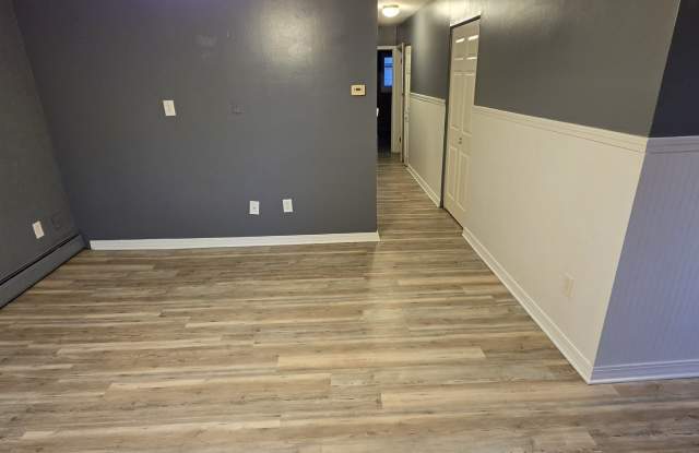 23528 Stewart Gallery 2