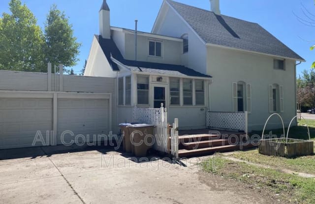 703 E. University Ave photos photos