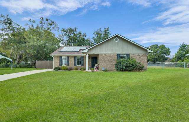 Charming 3-bedroom, 2-Bath Home on a Quiet Cul-de-Sac in Hinesville photos photos