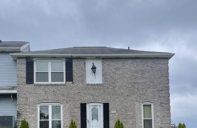 503 Lovers Lane - 503 Lovers Lane, Steubenville, OH 43953