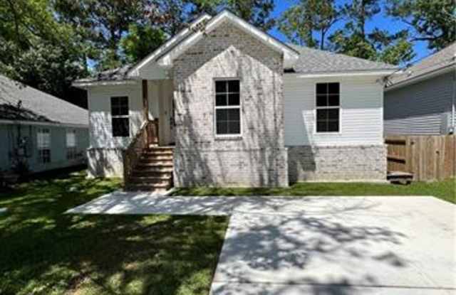 Beautiful One year old 3 BR 2 bath home photos photos