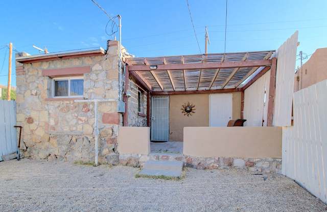 Central El Paso 1 bed/1 bath with ALL UTILTIES INCLUDED! photos photos
