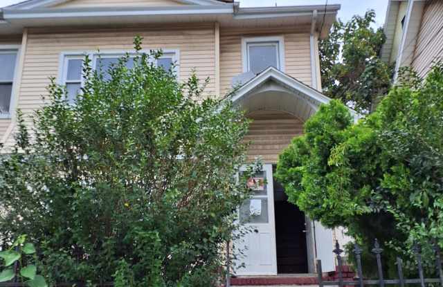 267 Goldsmith Ave photos photos