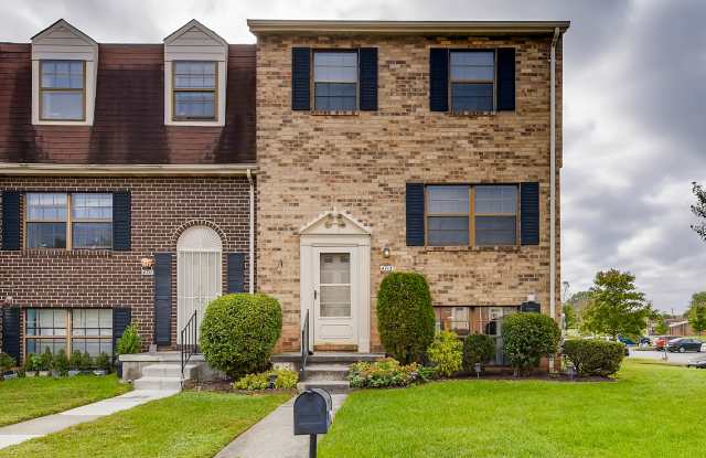 4713 Grand Bend Dr - 4713 Grand Bend Drive, Catonsville, MD 21228