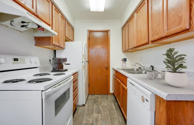 Cedar Glen Apartments Gallery 3