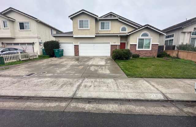 Spacious 2 Story Home In North Stockton photos photos