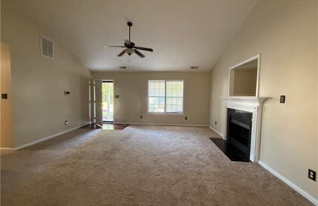 696 Fairfield Circle Gallery 3