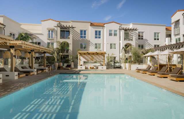 Eddy Redondo Residences Gallery 2