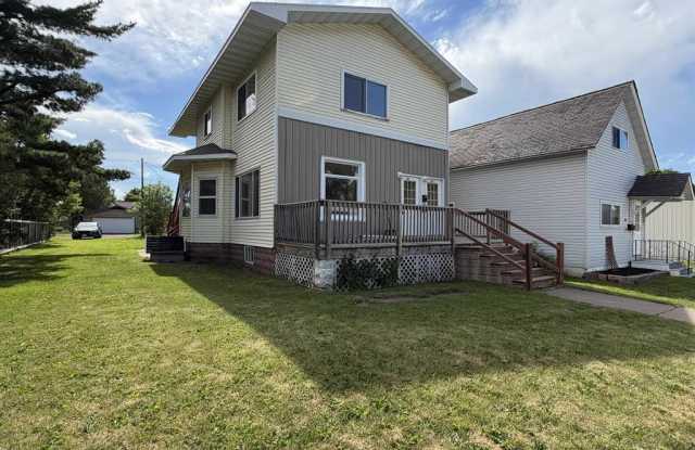 609 10th Avenue West - 1 Gallery 2